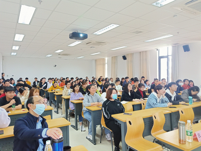 0696AFEB9FB32791E1BBD93C5A4E9CDB