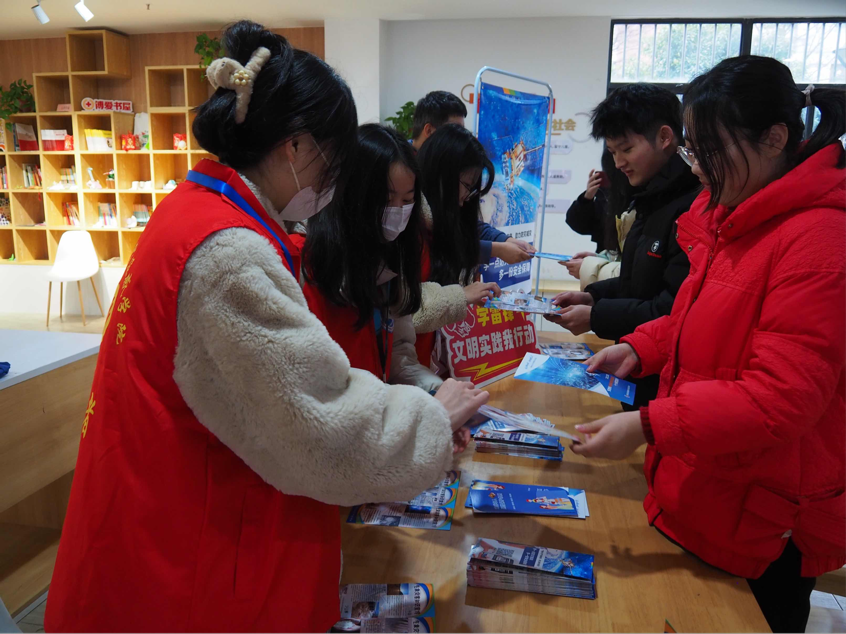 01244f122810a41e0383cf3cda54d1f